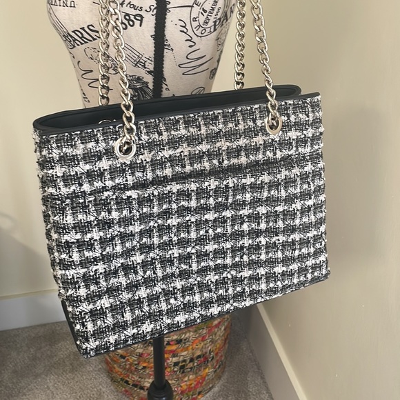 Kate Spade Natalie Tote/Shoulder Bag Quilted Black and White Plaid EUC! - Picture 6 of 9